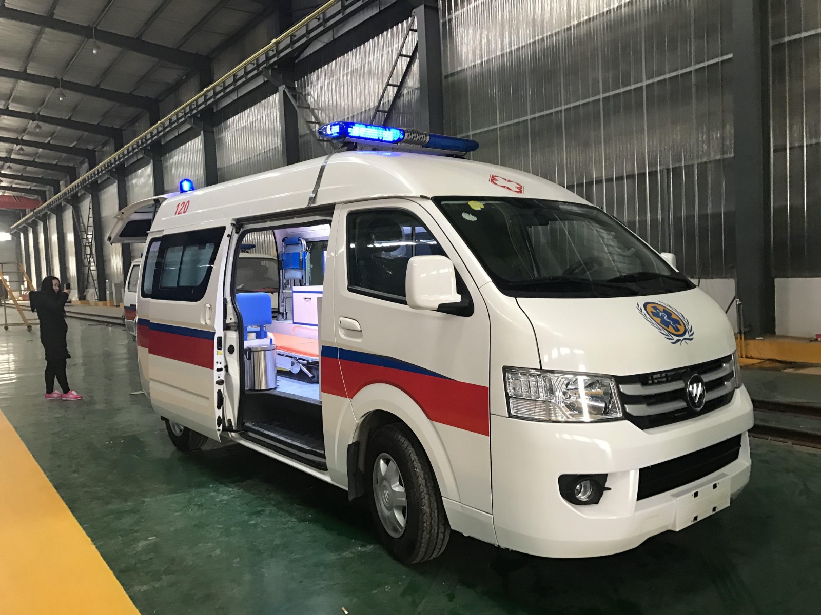 海原县救护车转院